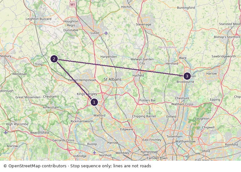 OpenStreetMap itinerary orientation map; numbered stops listed in the caption